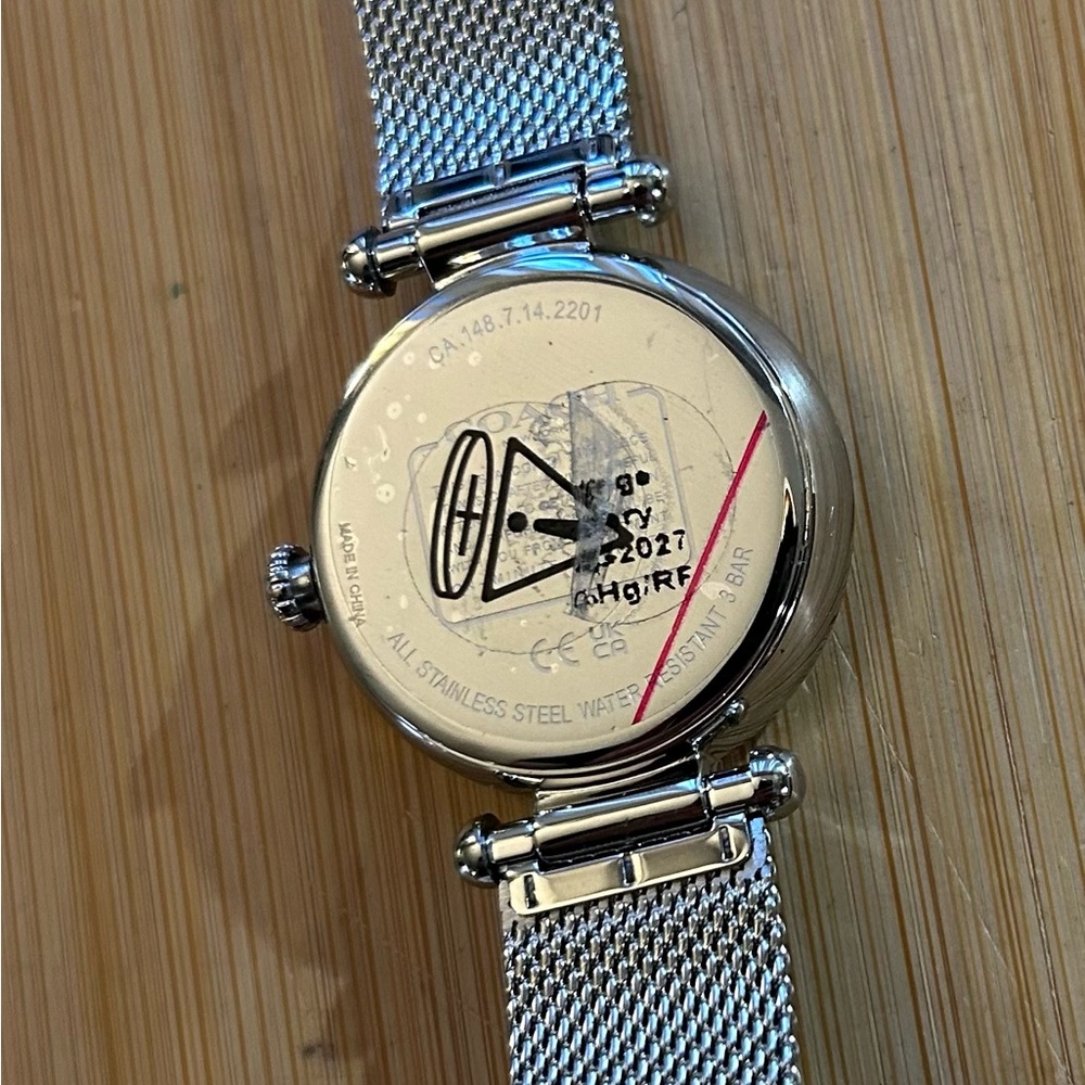 Coach Cary Watch With 34mm Silver White Face & Silver MeshBracelet - Picture 3 of 6